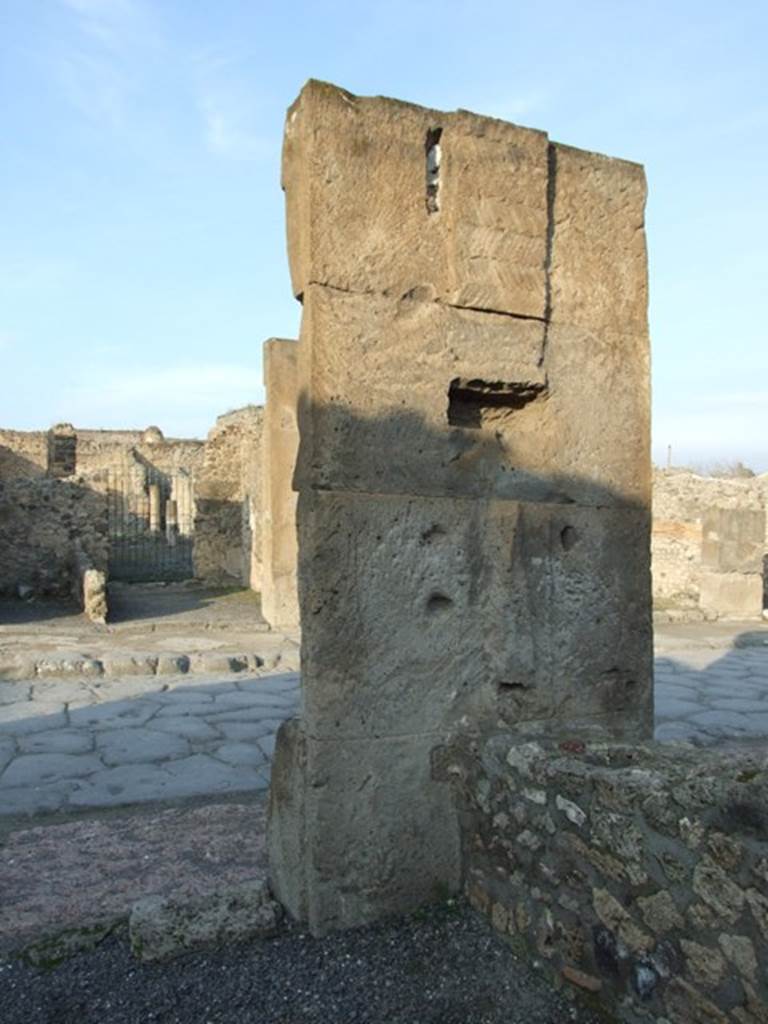 Viii Pompeii December Rear Of East Side Entrance Pillar